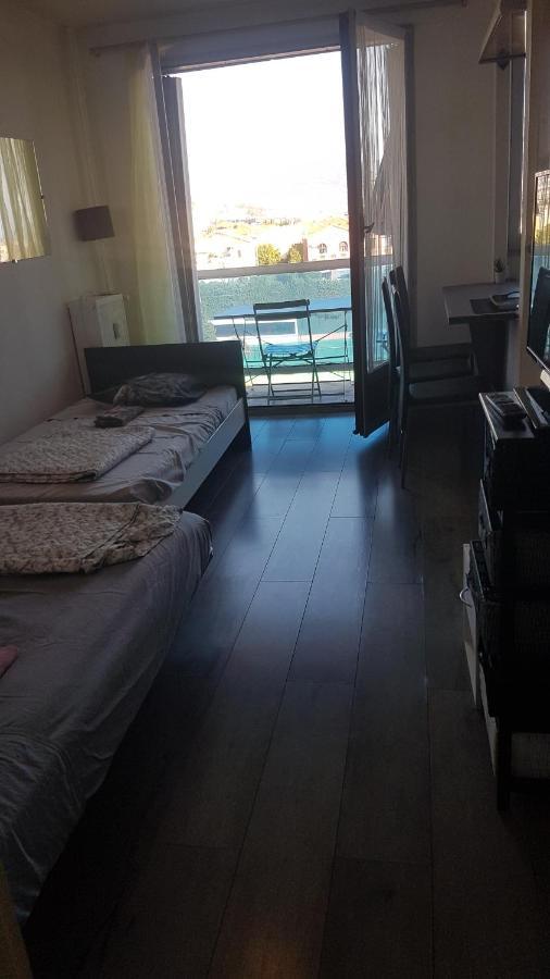 Studio 3 Personnes Jolie Vue Proche Gare 11 Ave Paul Arene Apartment Nice Exterior photo